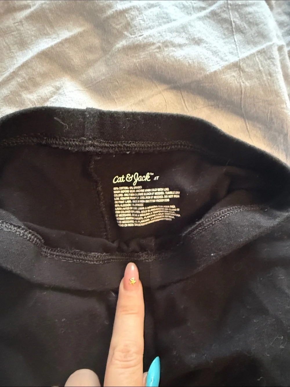Bundle of 4t pants girls